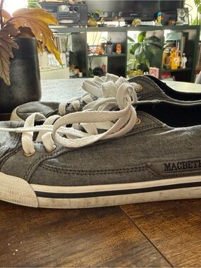 Macbeth vegan Gray Low-Top Canvas Men’s Sneakers